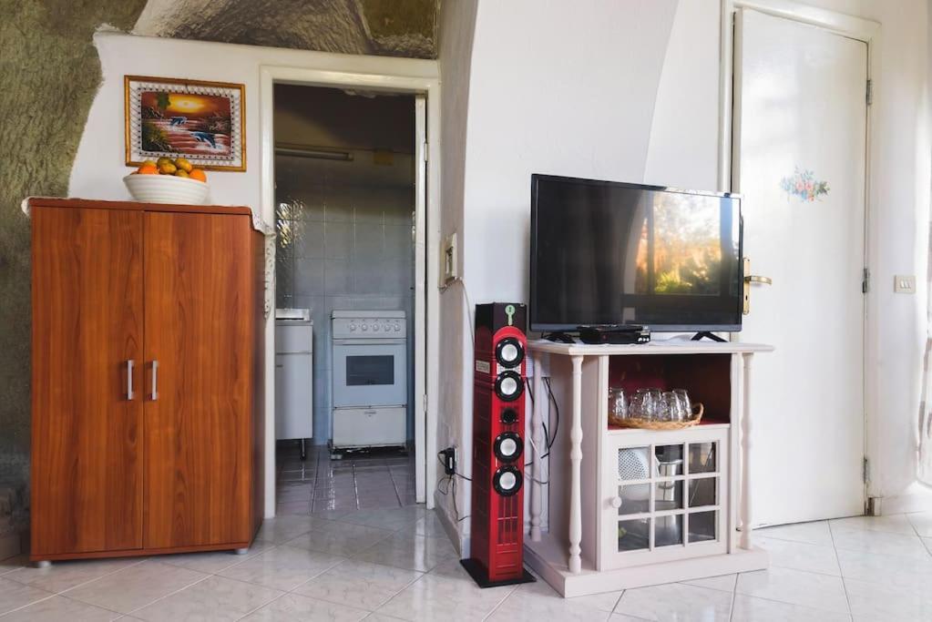 Appartamento In Pietra Di Tufo Verde Ischitana, Forio Forio (Isola d'Ischia) Exterior foto